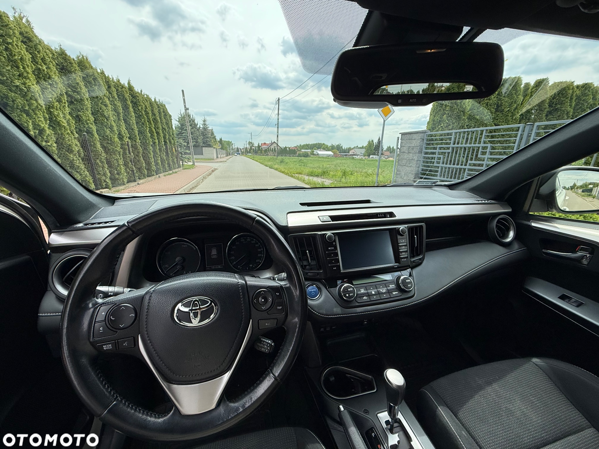 Toyota RAV4 Hybrid Premium 4x2 - 10