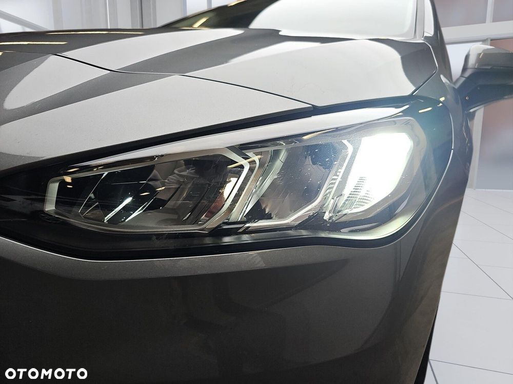 BMW Seria 2 218i - 27