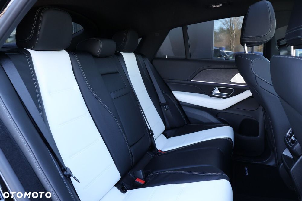 Mercedes-Benz GLE - 18