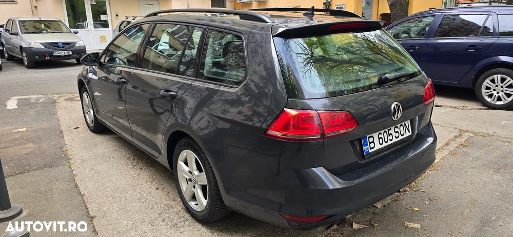 Volkswagen Golf 2.0 TDI DPF BMT Comfortline - 8