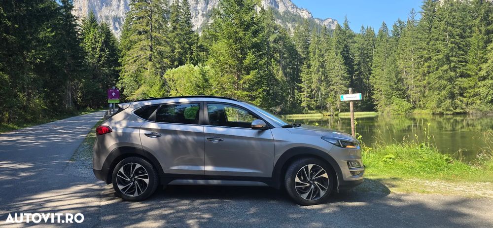 Hyundai Tucson 2.0 CRDI 4WD 8AT Luxury - 9