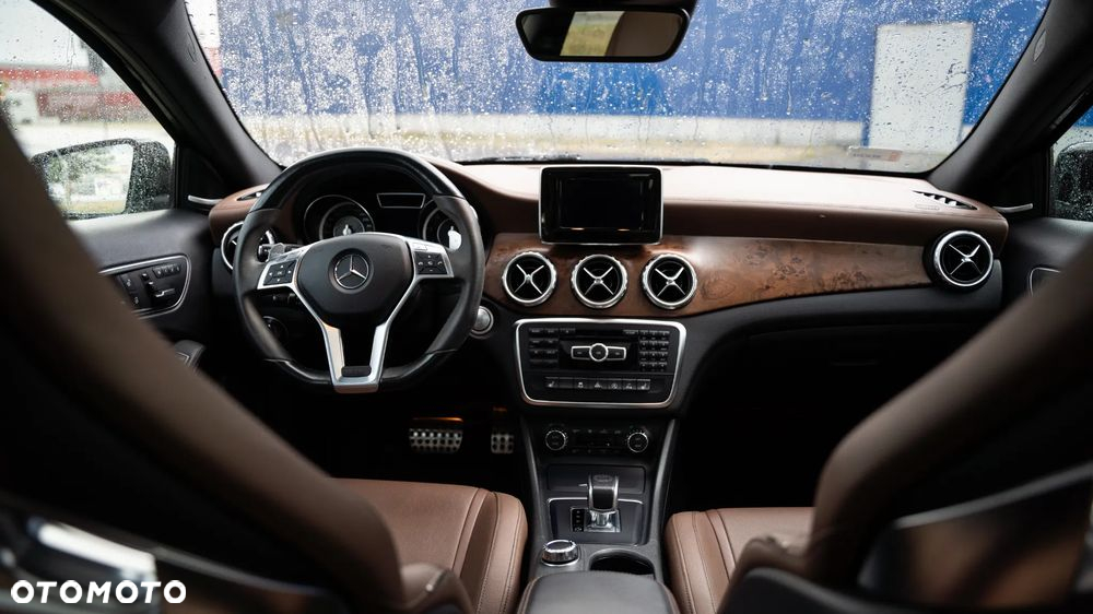 Mercedes-Benz GLA 45 AMG 4-Matic - 5