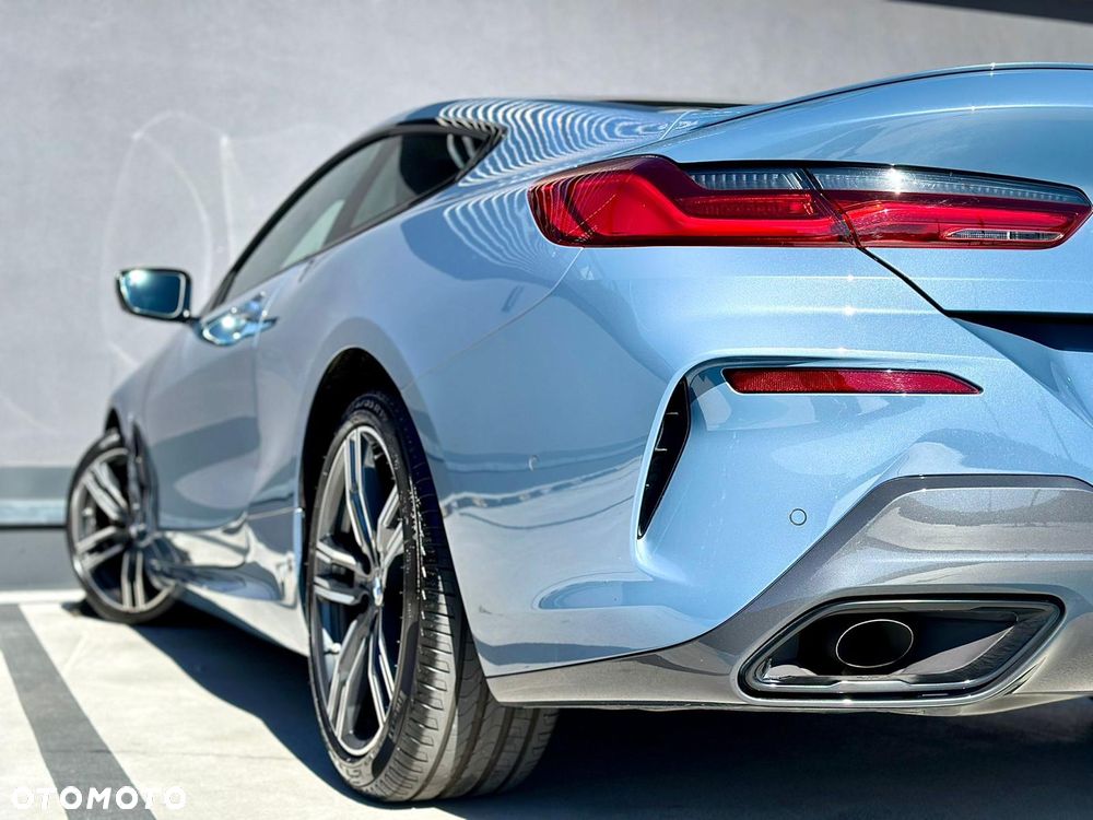 BMW Seria 8 - 18