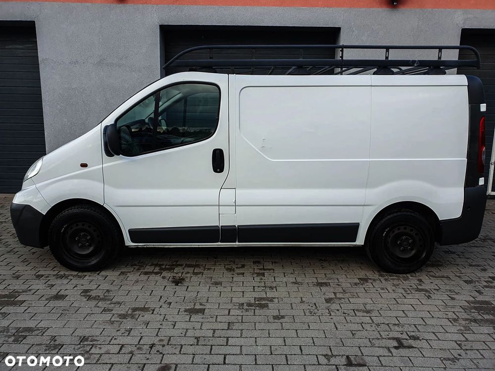 Opel Vivaro - 22
