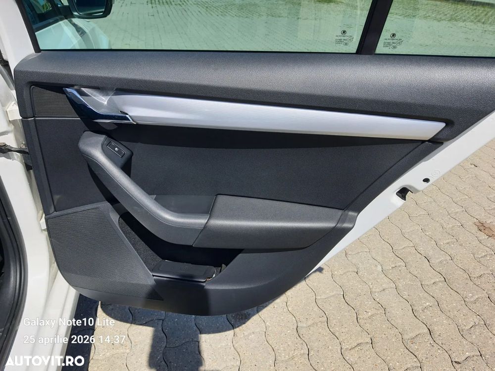 Skoda Octavia 2.0 TDI Style - 30