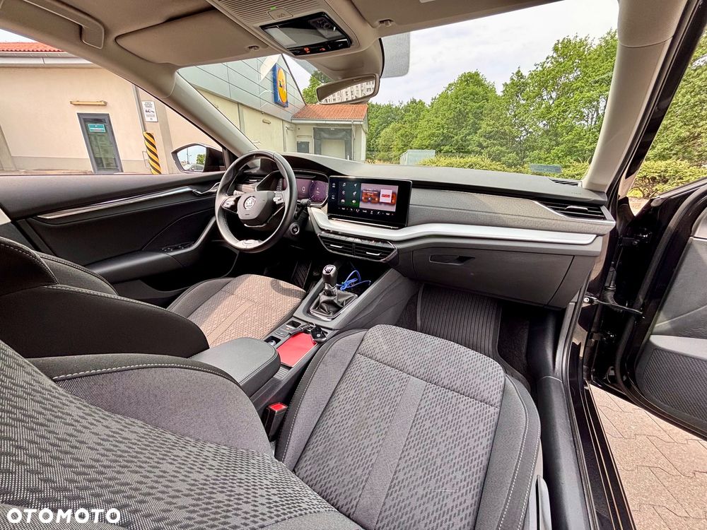 Skoda Octavia 1.5 TSI ACT Sportline - 10
