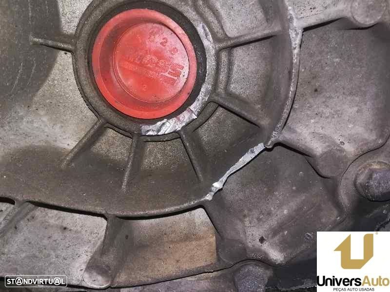 CAIXA VELOCIDADES FORD FOCUS 2000 -TXS4R7002FA - 4