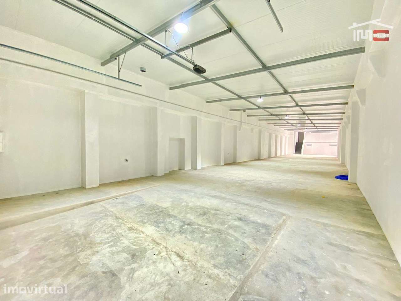 Armazem 408m²- Baixa da banheira - Grande imagem: 3/34