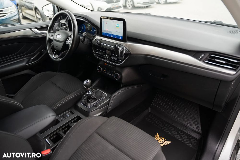 Ford Focus 1.0 EcoBoost Start-Stopp-System TITANIUM - 8