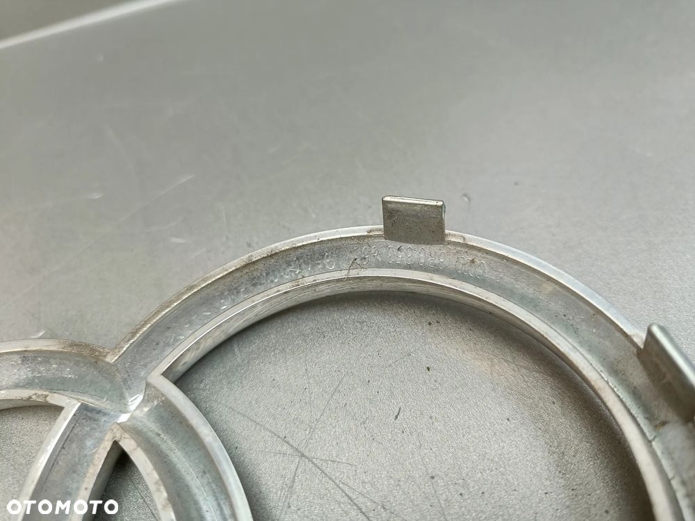 Znaczek Logo Grilla Audi Q5 8R Emblemat 8R0853651 - 15
