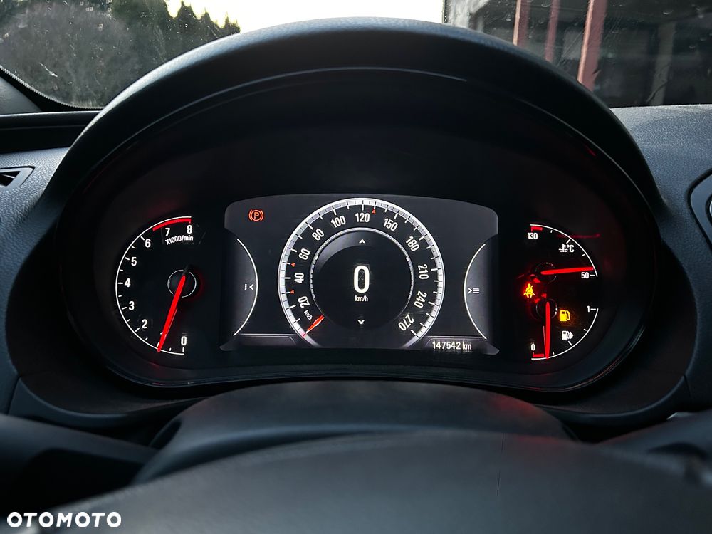 Opel Insignia 1.6 T Cosmo S&S - 9