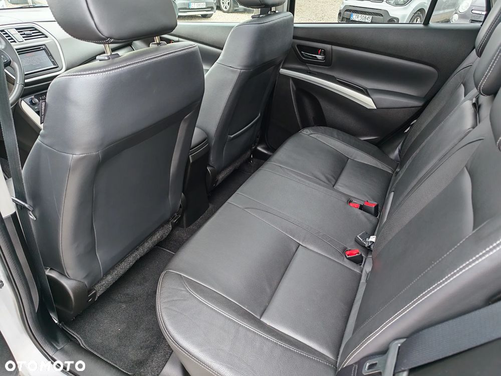 Suzuki SX4 S-Cross 1.6 VVT CVT 4x2 Comfort - 24
