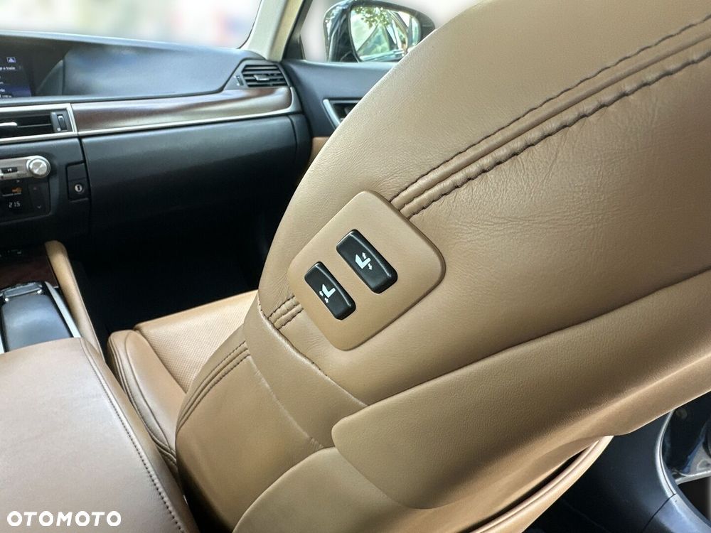 Lexus GS 300h Prestige - 26