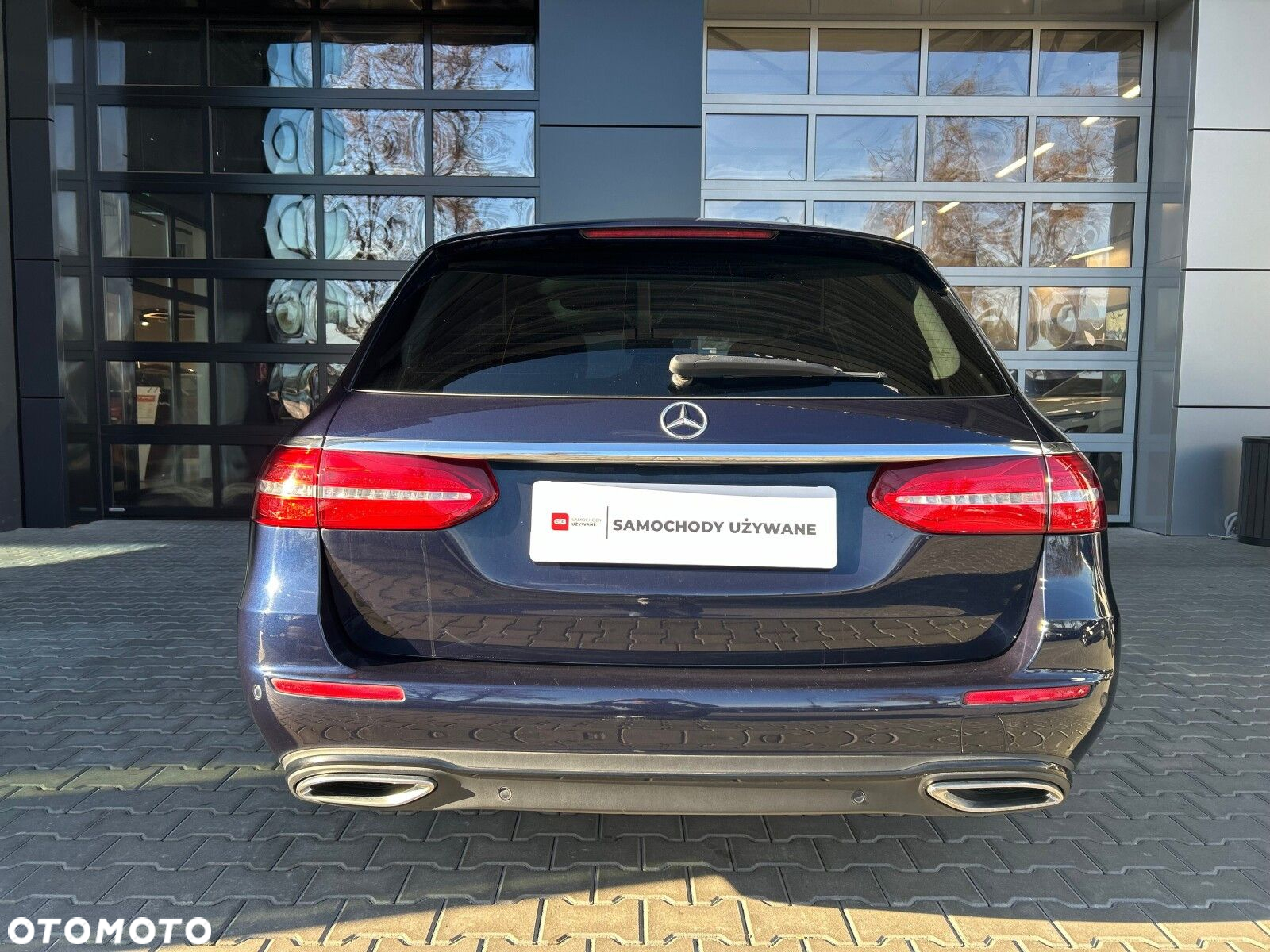 Mercedes-Benz Klasa E 220 d 4-Matic 9G-TRONIC - 9