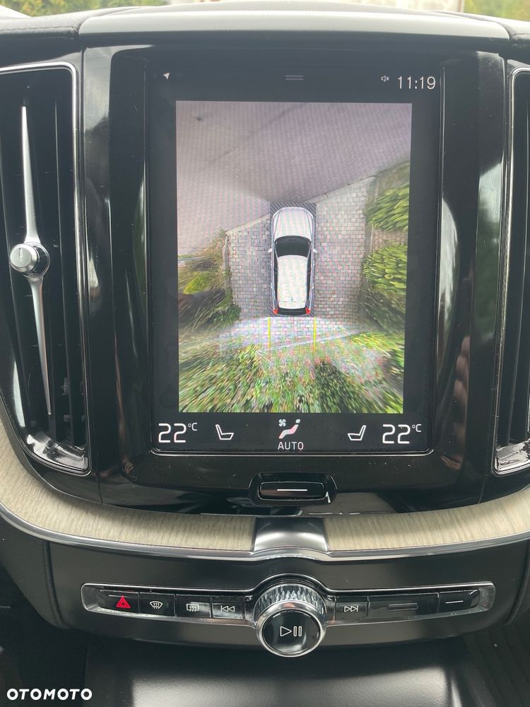 Volvo XC 60 B4 D AWD Geartronic Inscription - 25