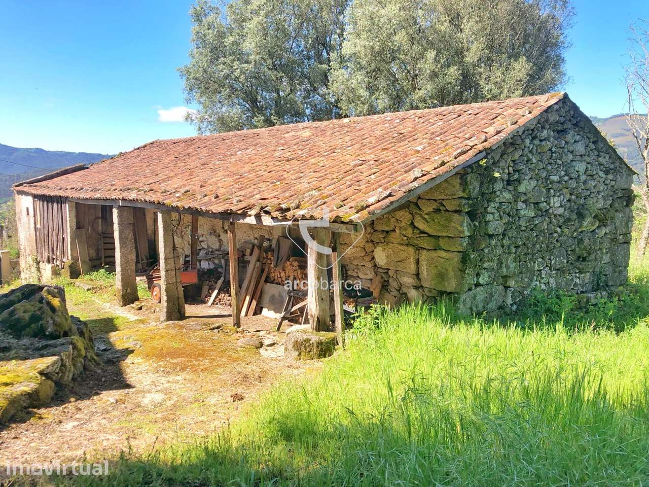 Casa em Pedra para recuperar, na Freguesia de Vilela, Arcos de Valdeve - Grande imagem: 5/13