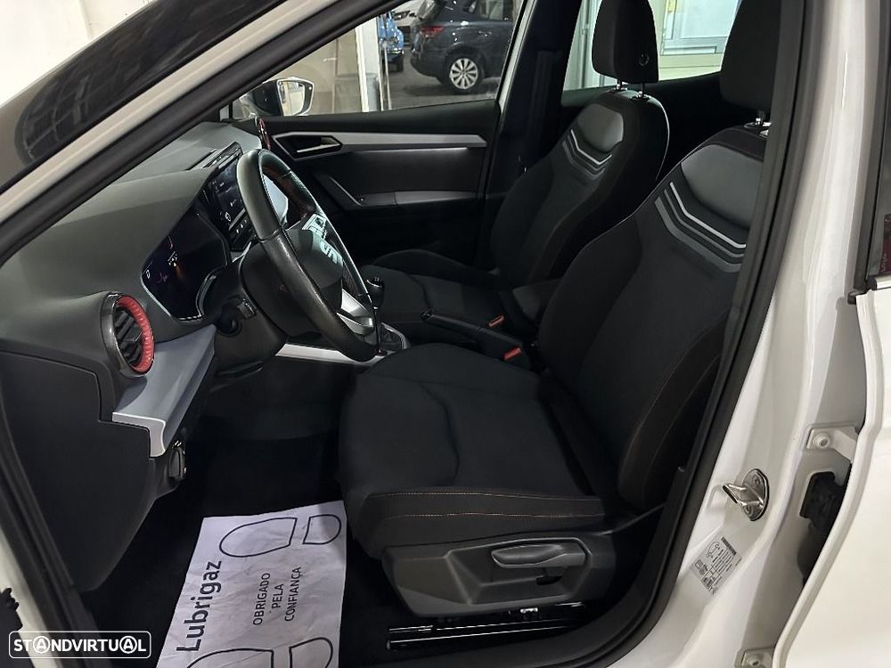 SEAT Arona 1.0 TSI FR - 11