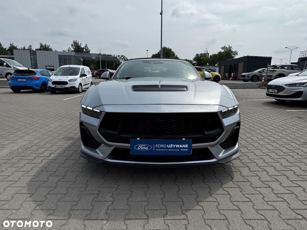 Ford Mustang - 24