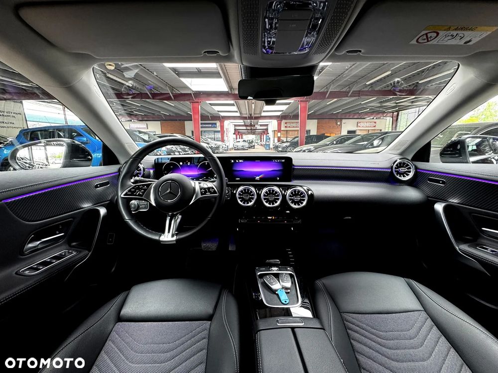 Mercedes-Benz CLA 200 mHEV Progressive 7G-DCT - 16