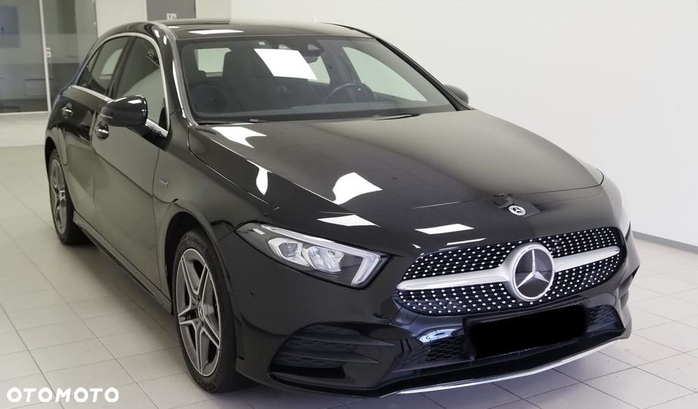 Mercedes-Benz Klasa A 250 e 8G-DCT AMG Line - 1