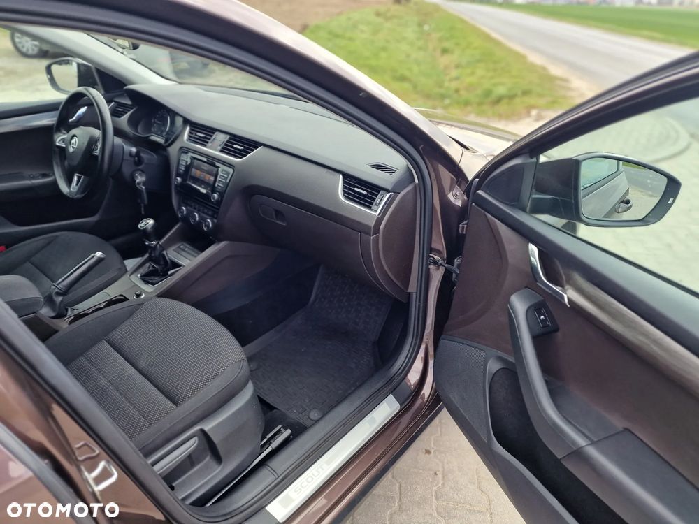 Skoda Octavia 2.0 TDI (Green tec) 4x4 Scout - 25