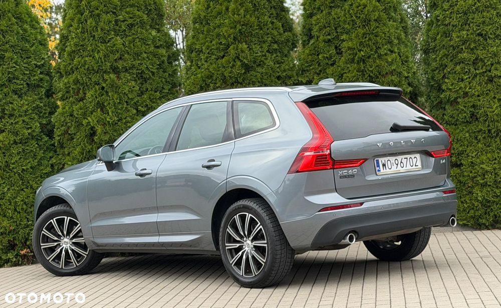 Volvo XC 60 D4 Momentum - 6