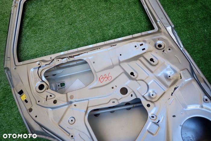 SUZUKI SX4 S-CROSS 13- drzwi lewe tylne tył - 9