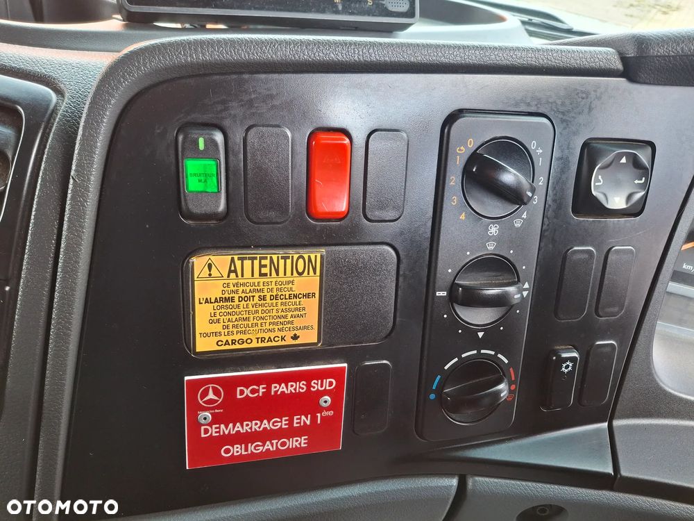 Mercedes-Benz Atego 1524 Zamiatarka BUCHER CityFant 6000 2 Silniki Szczotki L/R Obie Strony Karcher Wysokiego Ciśnienia Sprzątanie Zamiatanie - 30