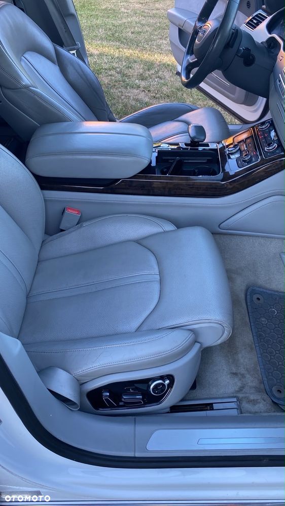 Audi A8 4.2 FSI L Quattro - 19