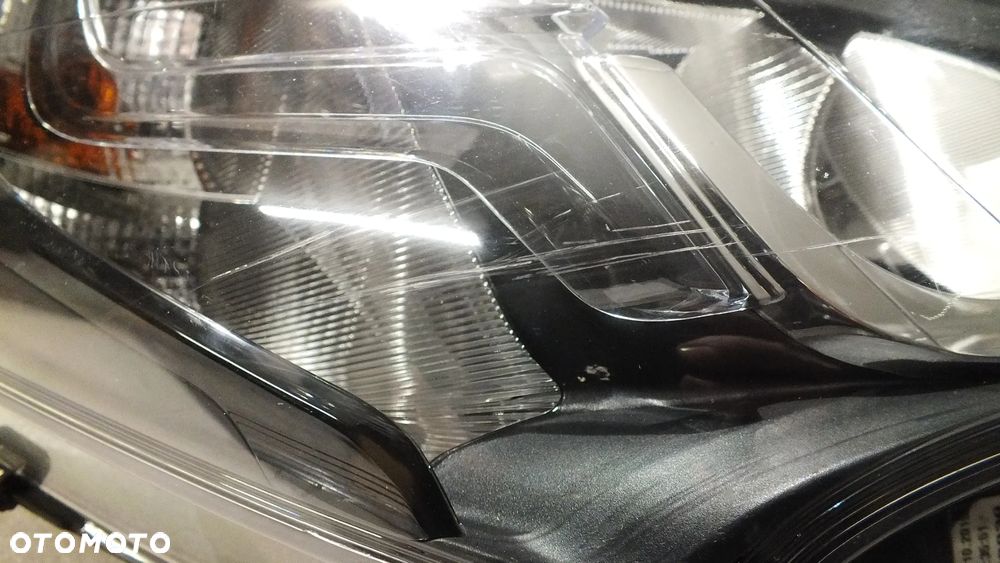 Lampa przednia prawa Fiat Doblo II lift - 7