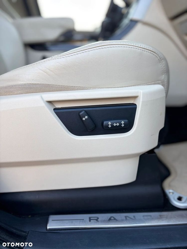 Land Rover Range Rover Sport - 35