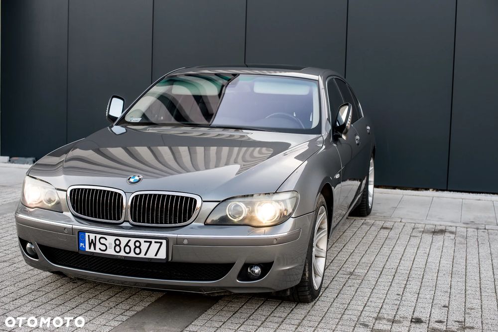 BMW Seria 7 750i - 3