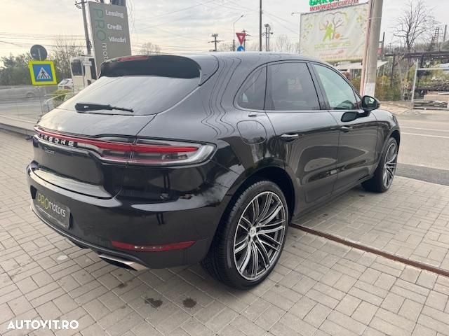 Porsche Macan - 4