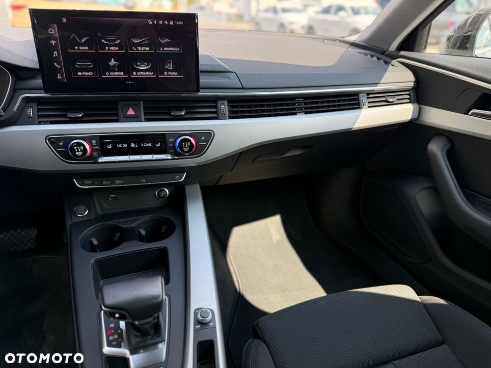 Audi A4 Avant - 16