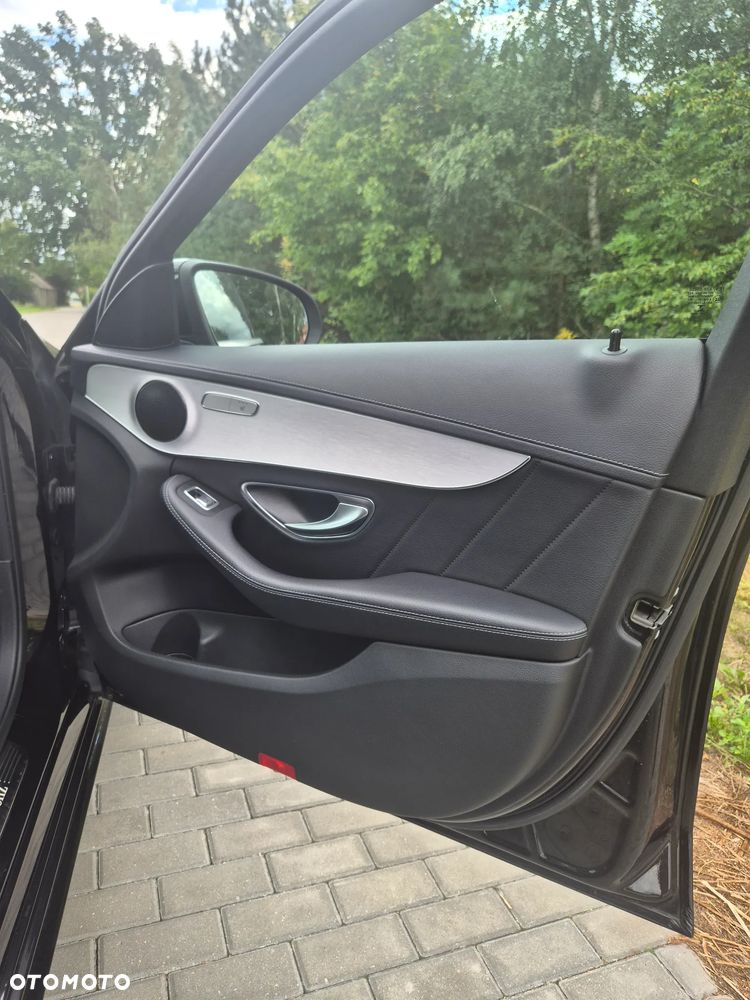 Mercedes-Benz Klasa C 200 4-Matic 9G-TRONIC - 20