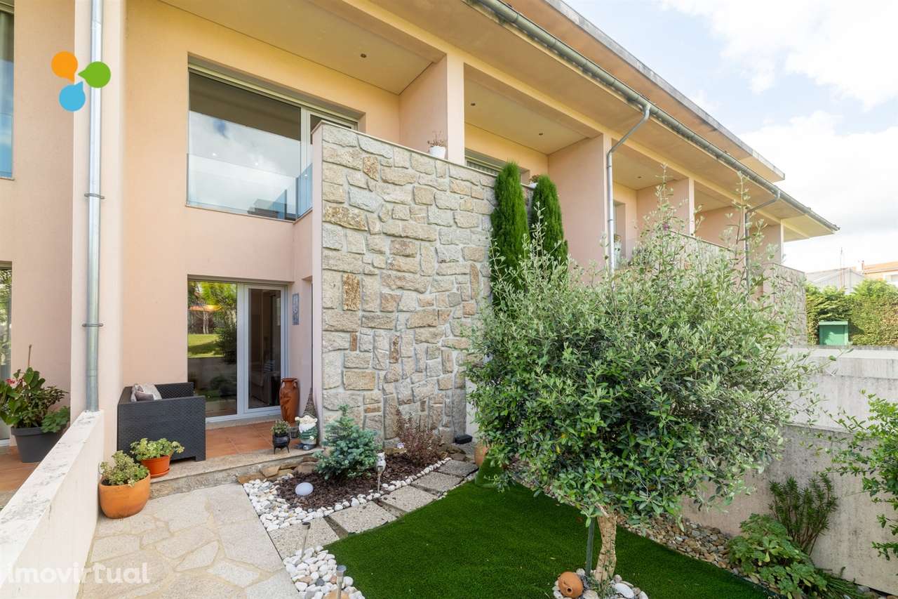 Moradia T3 em condomínio fechado - Famalicão - Grande imagem: 3/58