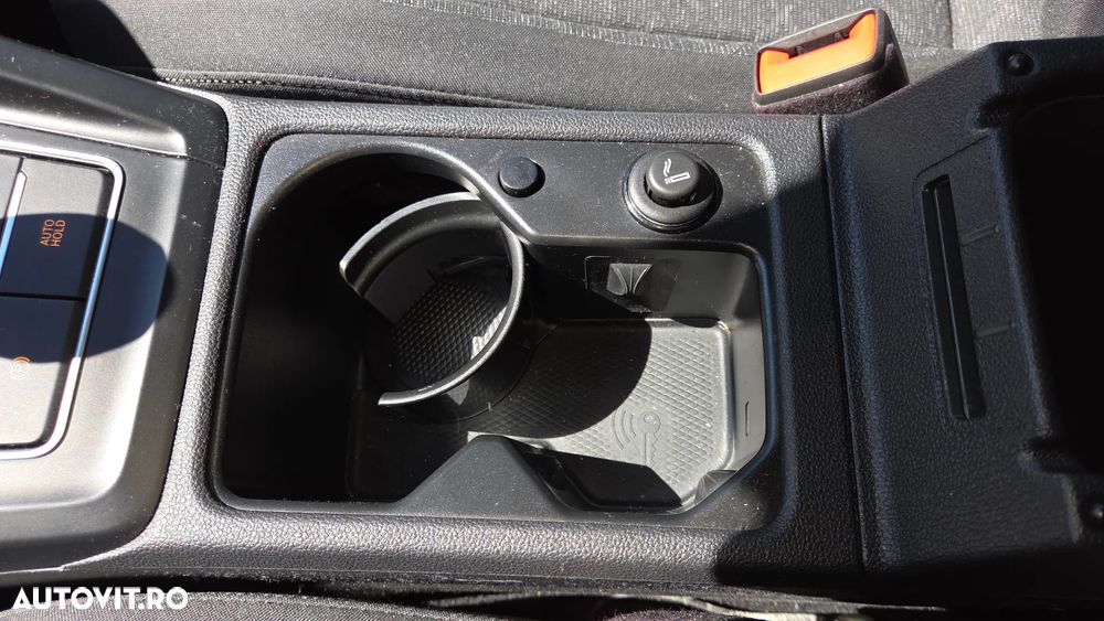 Volkswagen Golf 2.0 TDI 116CP Life - 23