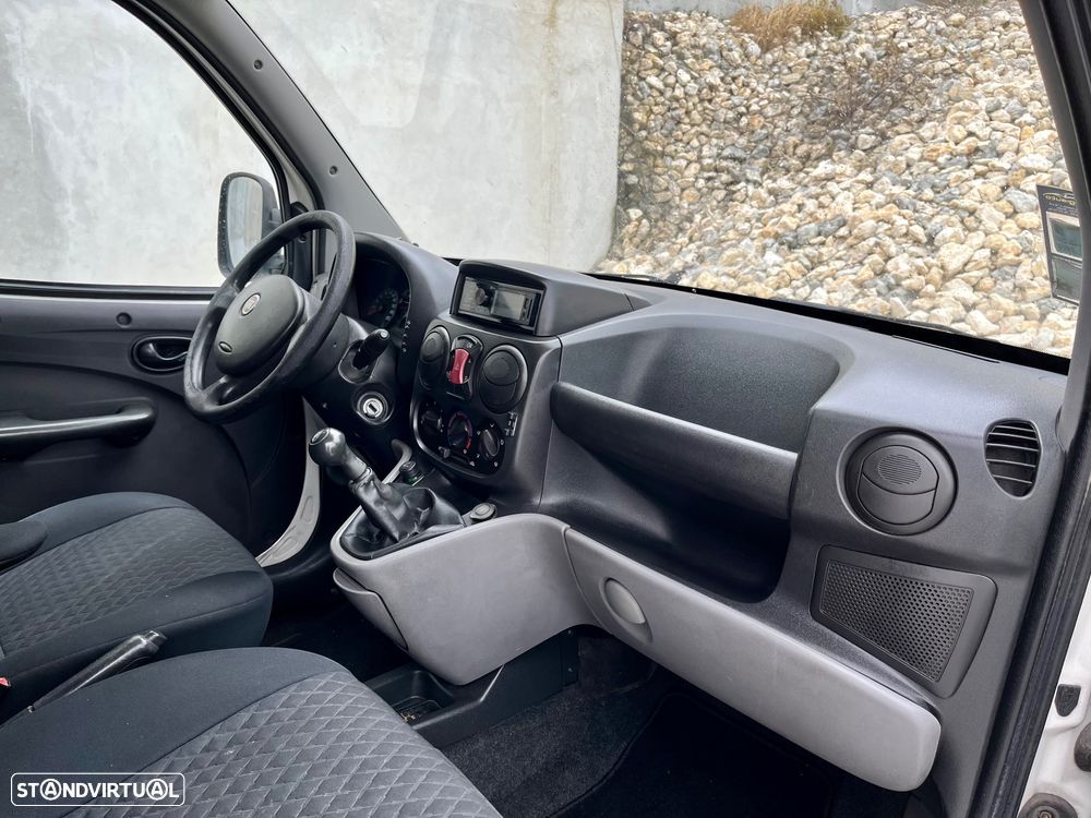 Fiat Doblo - 22