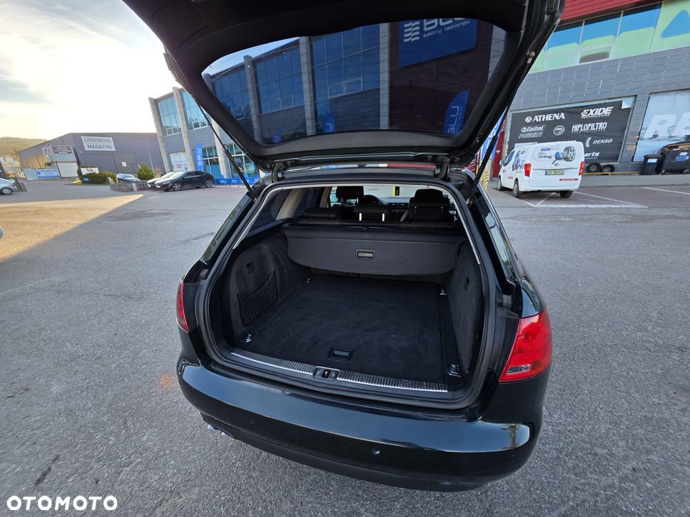 Audi A4 Avant - 12