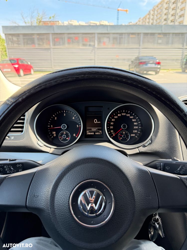 Volkswagen Golf - 15