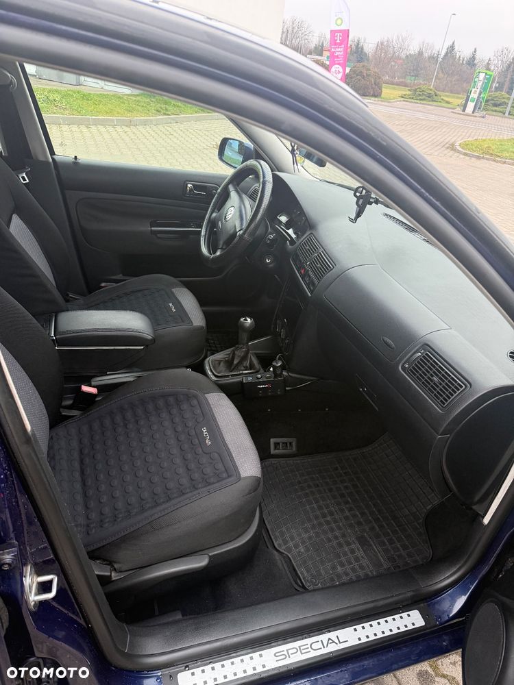 Volkswagen Golf 1.4 Basis - 6