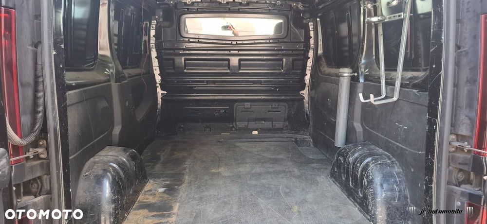 Opel Vivaro - 6