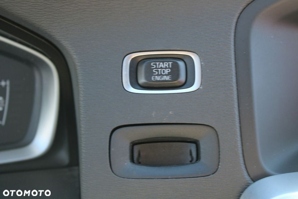 Volvo S60 - 22