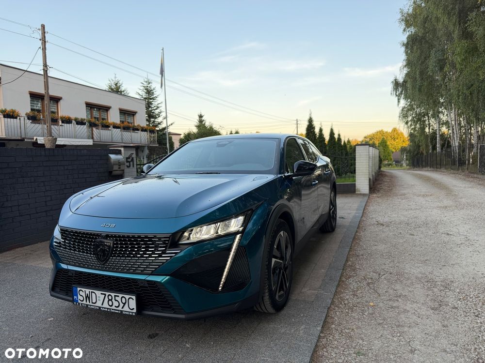 Peugeot 408 - 8