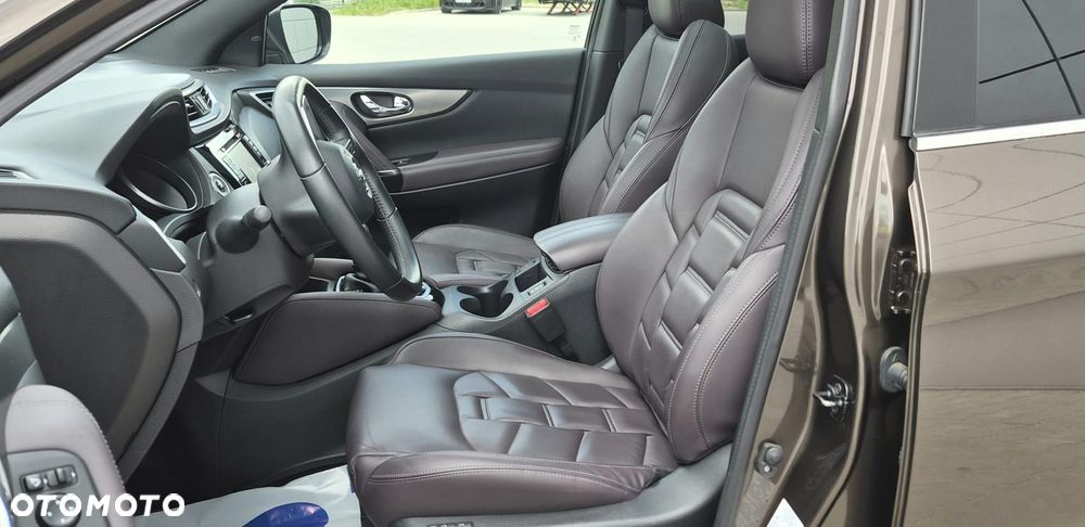 Nissan Qashqai 1.6 DCi Tekna Xtronic - 25