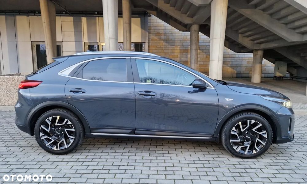 Kia XCeed 1.5 T-GDI M - 12