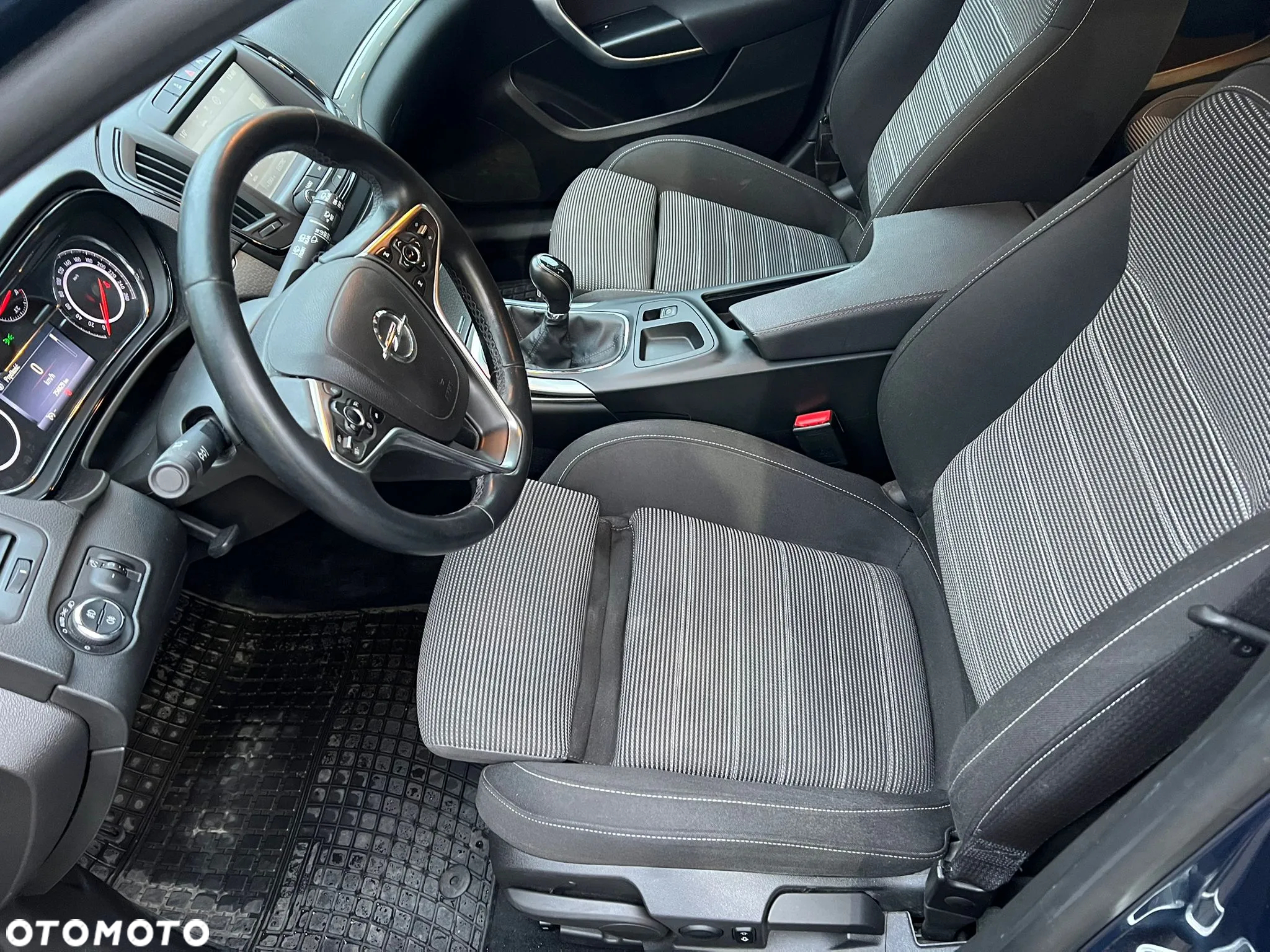 Opel Insignia 2.0 CDTI Active S&S - 11