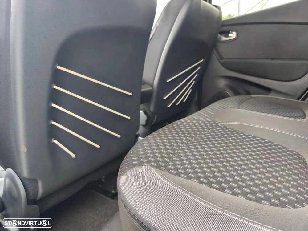 Renault Captur 1.0 TCe Exclusive - 15
