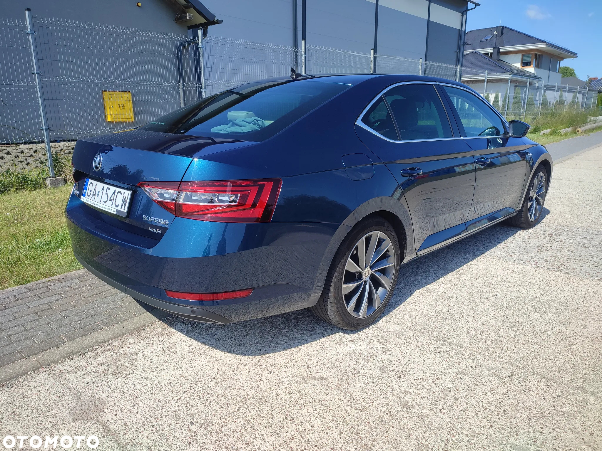 Skoda Superb 2.0 TDI 4x4 L&K DSG - 5