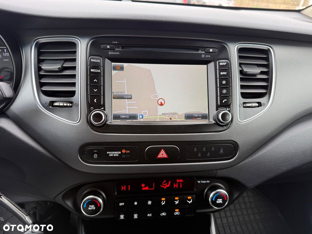 Kia Carens 1.6 GDI Dream-Team Edition - 23